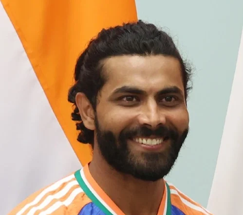 जडेजा का जवाब: “मेरा ध्यान बल्लेबाज़ी पर था, बेवजह आरोपों में नहीं उलझता” — इंग्लैंड के खिलाफ दूसरे टेस्ट में गरमा गया माहौल