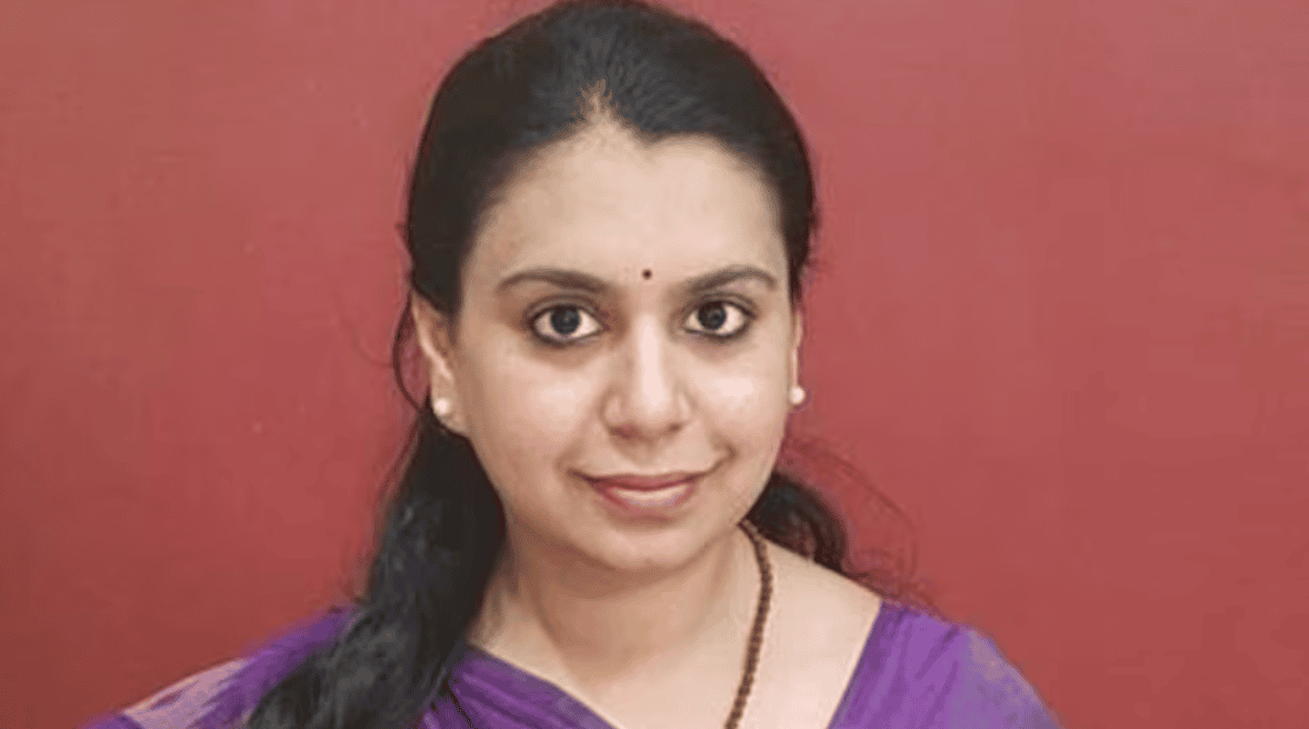 IAS Officer Divya Mittal Resigns After 13 Years of Service, Shares Emotional Reflection on Her Journey