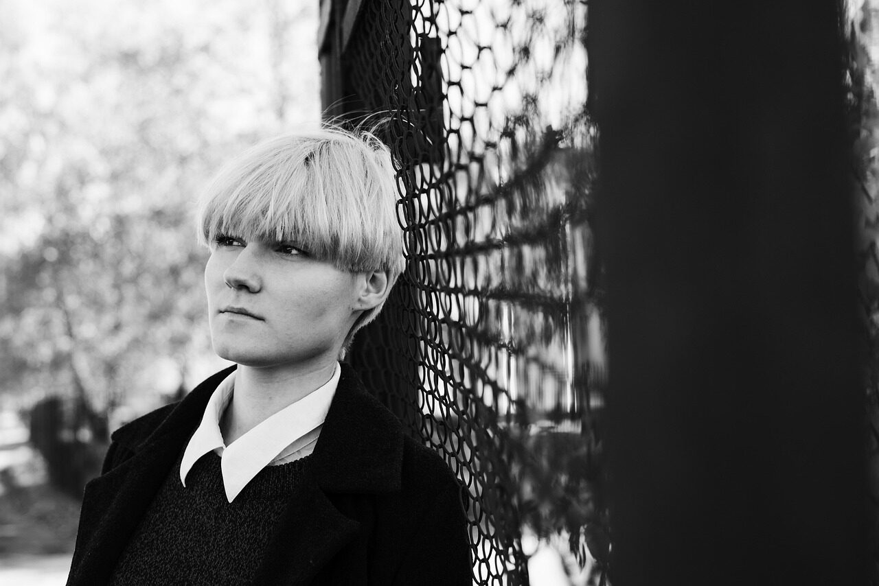 fashion, androgynous, model, outdoors, portrait, short hair, monochromatic, street, sunshine, fall, black and white, park, city