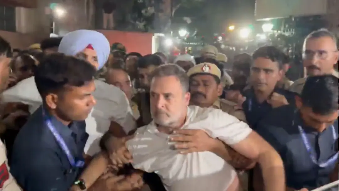 INDIA Bloc Protest Against Gyanesh Kumar: Opposition Marches to Election Commission, Demands CEC Resignation